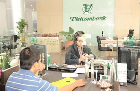 Vietcombank chi nhánh Hưng Yên tuyển dụng giao dịch viên+ nhân viên khách hàng