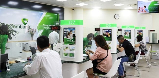 Có nên gửi tiết kiệm ngân hàng Vietcombank và những điều cần lưu ý